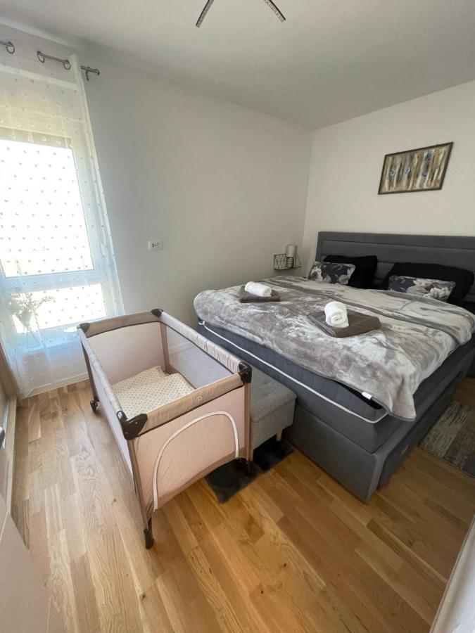 Apartman Nebo - Pogled Na Stari Grad I Minizoo Besplatne Ulaznice - Free Tickets Ðurđevac Dış mekan fotoğraf